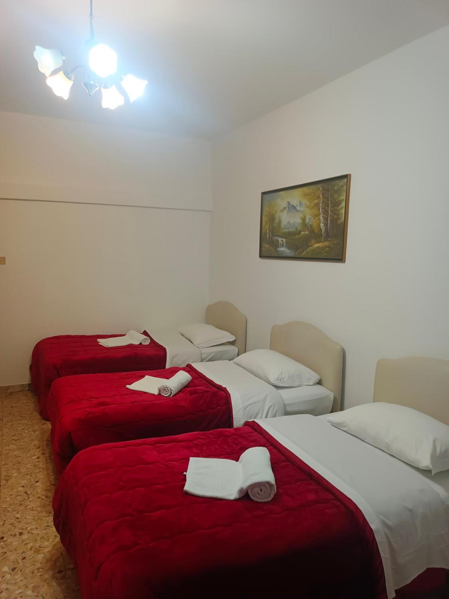 Host Roma Hostel Екстериор снимка